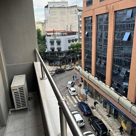 Theo Isimeriahomz Apartment Tesalonika Bagian luar foto