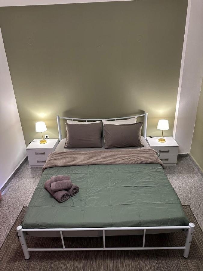 Theo Isimeriahomz Apartment Tesalonika Bagian luar foto